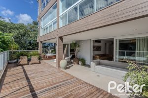 Apartamento à venda com 274m², 3 dormitórios, 3 suítes, 3 vagas, no bairro Cristal em Porto Alegre