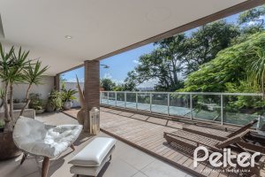 Apartamento à venda com 274m², 3 dormitórios, 3 suítes, 3 vagas, no bairro Cristal em Porto Alegre