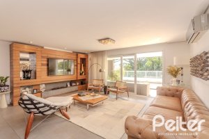 Apartamento à venda com 274m², 3 dormitórios, 3 suítes, 3 vagas, no bairro Cristal em Porto Alegre