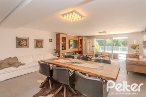 Apartamento à venda com 274m², 3 dormitórios, 3 suítes, 3 vagas, no bairro Cristal em Porto Alegre