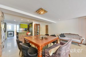 Apartamento à venda com 274m², 3 dormitórios, 3 suítes, 3 vagas, no bairro Cristal em Porto Alegre