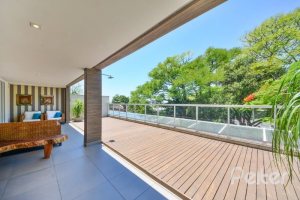 Apartamento à venda com 274m², 3 dormitórios, 3 suítes, 3 vagas, no bairro Cristal em Porto Alegre