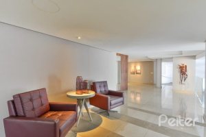 Apartamento à venda com 274m², 3 dormitórios, 3 suítes, 3 vagas, no bairro Cristal em Porto Alegre