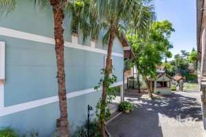  à venda, no bairro  em 