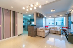 Cobertura à venda com 150m², 3 dormitórios, 1 suíte, 2 vagas, no bairro Tristeza em Porto Alegre