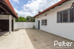 Casa em Condomínio à venda com 198m², 3 dormitórios, 1 suíte, 3 vagas, no bairro Ipanema em Porto Alegre
