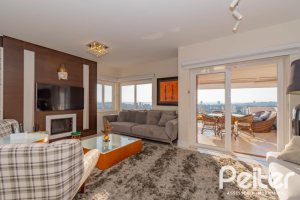 Casa em Condomínio à venda com 379m², 3 dormitórios, 1 suíte, 3 vagas, no bairro Nonoai em Porto Alegre