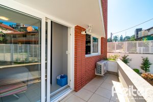 Casa em Condomínio à venda com 379m², 3 dormitórios, 1 suíte, 3 vagas, no bairro Nonoai em Porto Alegre