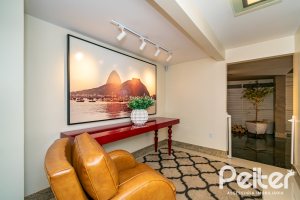 Casa em Condomínio à venda com 379m², 3 dormitórios, 1 suíte, 3 vagas, no bairro Nonoai em Porto Alegre