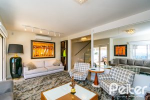 Casa em Condomínio à venda com 379m², 3 dormitórios, 1 suíte, 3 vagas, no bairro Nonoai em Porto Alegre