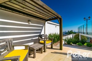 Casa em Condomínio à venda com 379m², 3 dormitórios, 1 suíte, 3 vagas, no bairro Nonoai em Porto Alegre