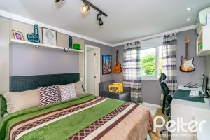 Casa à venda com 190m², 3 dormitórios, 3 suítes, 4 vagas, no bairro Jardim Isabel em Porto Alegre