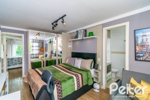 Casa à venda com 190m², 3 dormitórios, 3 suítes, 4 vagas, no bairro Jardim Isabel em Porto Alegre