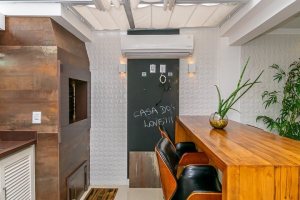 Casa à venda com 190m², 3 dormitórios, 3 suítes, 4 vagas, no bairro Jardim Isabel em Porto Alegre