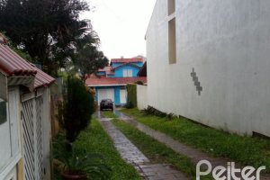 Terreno à venda com 280m², 3 vagas, no bairro Jardim Isabel em Porto Alegre