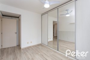 Apartamento à venda com 76m², 2 dormitórios, 1 suíte, 1 vaga, no bairro Tristeza em PORTO ALEGRE