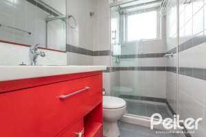 Apartamento à venda com 76m², 2 dormitórios, 1 suíte, 1 vaga, no bairro Tristeza em PORTO ALEGRE