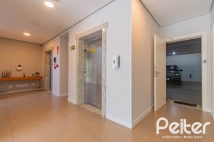 Apartamento à venda com 123m², 3 dormitórios, 3 suítes, 2 vagas, no bairro Tristeza em Porto Alegre