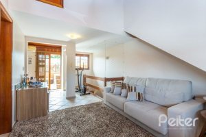 Casa em Condomínio à venda com 153m², 3 dormitórios, 1 suíte, 2 vagas, no bairro Tristeza em Porto Alegre