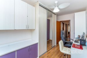 Casa em Condomínio à venda com 153m², 3 dormitórios, 1 suíte, 2 vagas, no bairro Tristeza em Porto Alegre