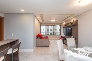 Apartamento à venda com 89m², 3 dormitórios, 1 suíte, 1 vaga, no bairro Ipanema em PORTO ALEGRE