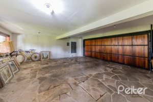 Casa à venda com 524m², 4 dormitórios, 4 suítes, 4 vagas, no bairro Vila Assunção em Porto Alegre