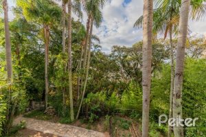 Casa à venda com 524m², 4 dormitórios, 4 suítes, 4 vagas, no bairro Vila Assunção em Porto Alegre