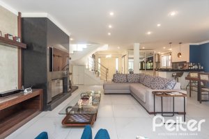 Casa em Condomínio à venda com 233m², 3 dormitórios, 3 suítes, 4 vagas, no bairro Terra Ville em PORTO ALEGRE