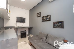 Casa em Condomínio à venda com 233m², 3 dormitórios, 3 suítes, 4 vagas, no bairro Terra Ville em PORTO ALEGRE