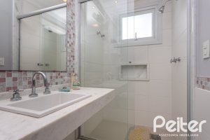 Casa em Condomínio à venda com 233m², 3 dormitórios, 3 suítes, 4 vagas, no bairro Terra Ville em PORTO ALEGRE