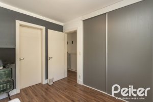 Casa em Condomínio à venda com 233m², 3 dormitórios, 3 suítes, 4 vagas, no bairro Terra Ville em PORTO ALEGRE