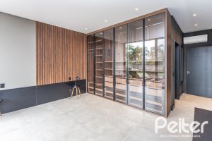 Casa em Condomínio à venda com 327m², 3 dormitórios, 3 suítes, 4 vagas, no bairro Terra Ville em PORTO ALEGRE
