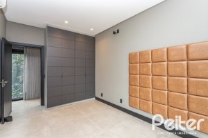Casa em Condomínio à venda com 327m², 3 dormitórios, 3 suítes, 4 vagas, no bairro Terra Ville em PORTO ALEGRE