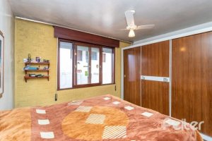 Casa à venda com 300m², 4 dormitórios, 2 suítes, 1 vaga, no bairro Jardim Isabel em Porto Alegre