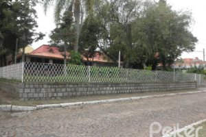Terreno à venda, no bairro Ipanema em Porto Alegre