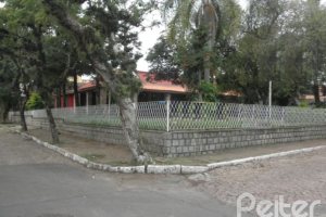 Terreno à venda, no bairro Ipanema em Porto Alegre