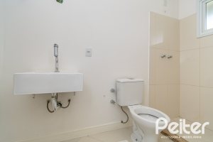 Casa à venda com 265m², 3 dormitórios, 3 suítes, 4 vagas, no bairro Vila Assunção em Porto Alegre