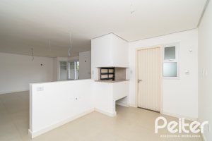 Casa à venda com 265m², 3 dormitórios, 3 suítes, 4 vagas, no bairro Vila Assunção em Porto Alegre