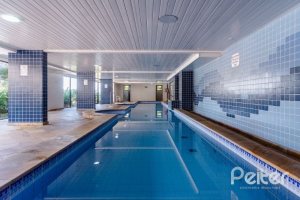 Apartamento à venda com 94m², 3 dormitórios, 1 suíte, 2 vagas, no bairro Tristeza em Porto Alegre