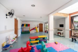 Apartamento à venda com 94m², 3 dormitórios, 1 suíte, 2 vagas, no bairro Tristeza em Porto Alegre