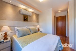 Apartamento à venda com 94m², 3 dormitórios, 1 suíte, 2 vagas, no bairro Tristeza em Porto Alegre