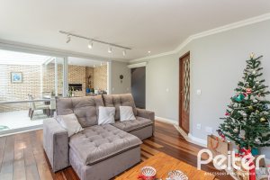 Casa em Condomínio à venda com 322m², 3 dormitórios, 1 suíte, 4 vagas, no bairro Jardim Isabel em Porto Alegre