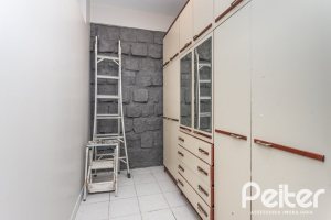 Casa em Condomínio à venda com 322m², 3 dormitórios, 1 suíte, 4 vagas, no bairro Jardim Isabel em Porto Alegre