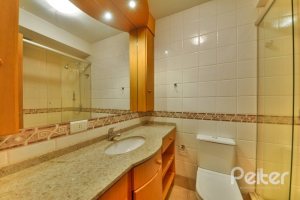 Casa em Condomínio à venda com 317m², 4 dormitórios, 4 suítes, 4 vagas, no bairro Tristeza em Porto Alegre