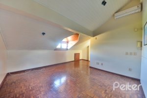 Casa em Condomínio à venda com 317m², 4 dormitórios, 4 suítes, 4 vagas, no bairro Tristeza em Porto Alegre