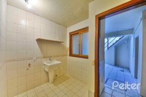 Casa em Condomínio à venda com 317m², 4 dormitórios, 4 suítes, 4 vagas, no bairro Tristeza em Porto Alegre