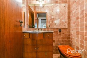 Casa em Condomínio à venda com 320m², 4 dormitórios, 4 suítes, 10 vagas, no bairro Cavalhada em PORTO ALEGRE