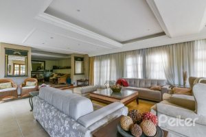 Casa em Condomínio à venda com 320m², 4 dormitórios, 4 suítes, 10 vagas, no bairro Cavalhada em PORTO ALEGRE