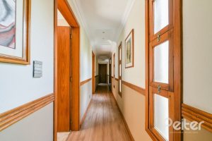 Casa em Condomínio à venda com 320m², 4 dormitórios, 4 suítes, 10 vagas, no bairro Cavalhada em PORTO ALEGRE