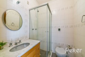 Casa em Condomínio à venda com 320m², 4 dormitórios, 4 suítes, 10 vagas, no bairro Cavalhada em PORTO ALEGRE